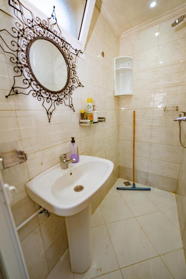 Velasquez Appartements Fast Wifi And Ocean View Tânger Exterior foto